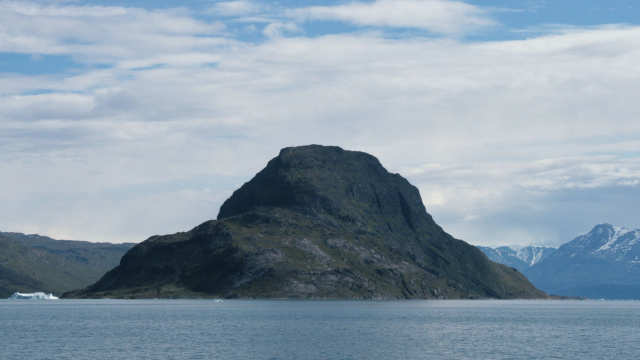 Nuugaarsuk - Strygejernet Mountain